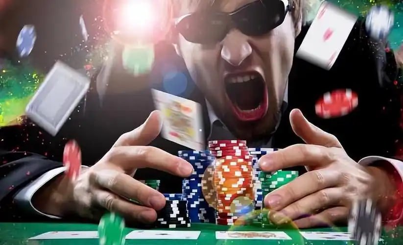 Pengguna menikmati kontrol privasi dan keamanan data pada platform digital